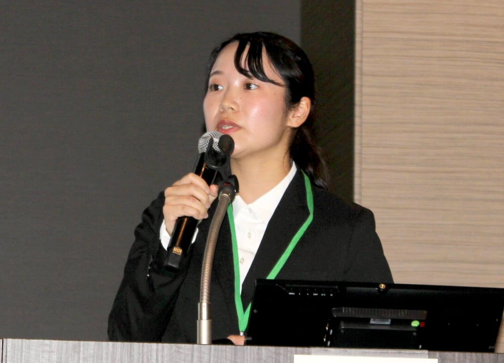 口頭発表で最優秀賞を受賞した社員②